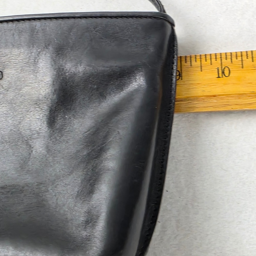 Vintage Monsac Black Leather Shoulder Bag Small Zip Top Minimalist Purse - Picture 9 of 12